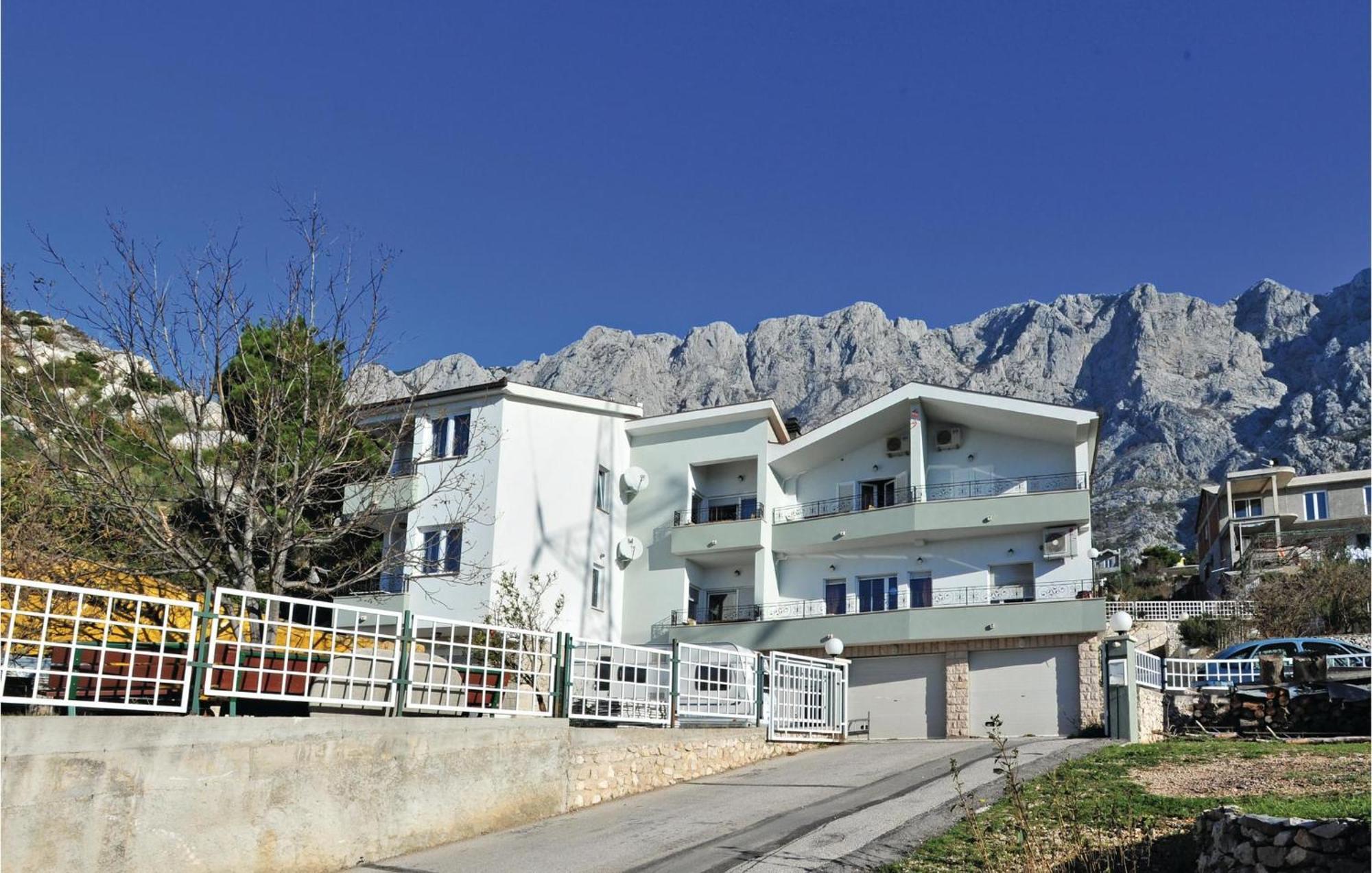 Lägenhet Amazing In With House Sea View Makarska